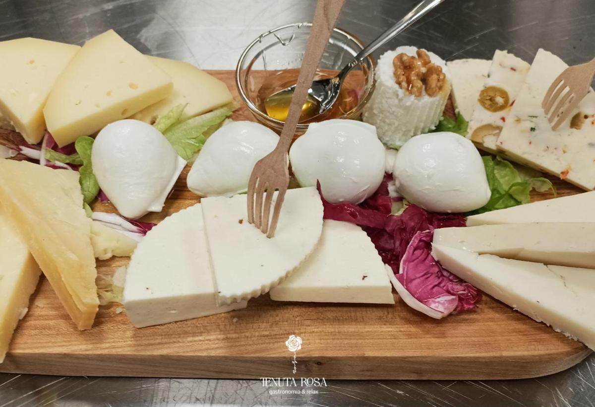 Tenuta Rosa - Gastronomia E Relax Montesano Scalo Buitenkant foto